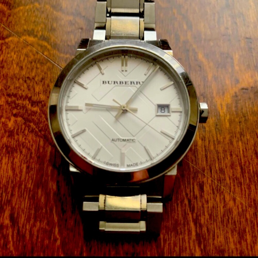 Authentic Burberry Chrono (Automatic)